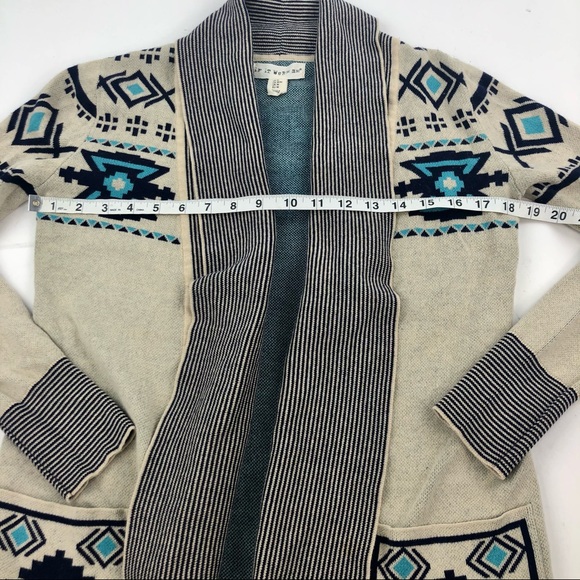 If It Were Me Anthropologie Aztec Open Cardigan M - Picture 3 of 5